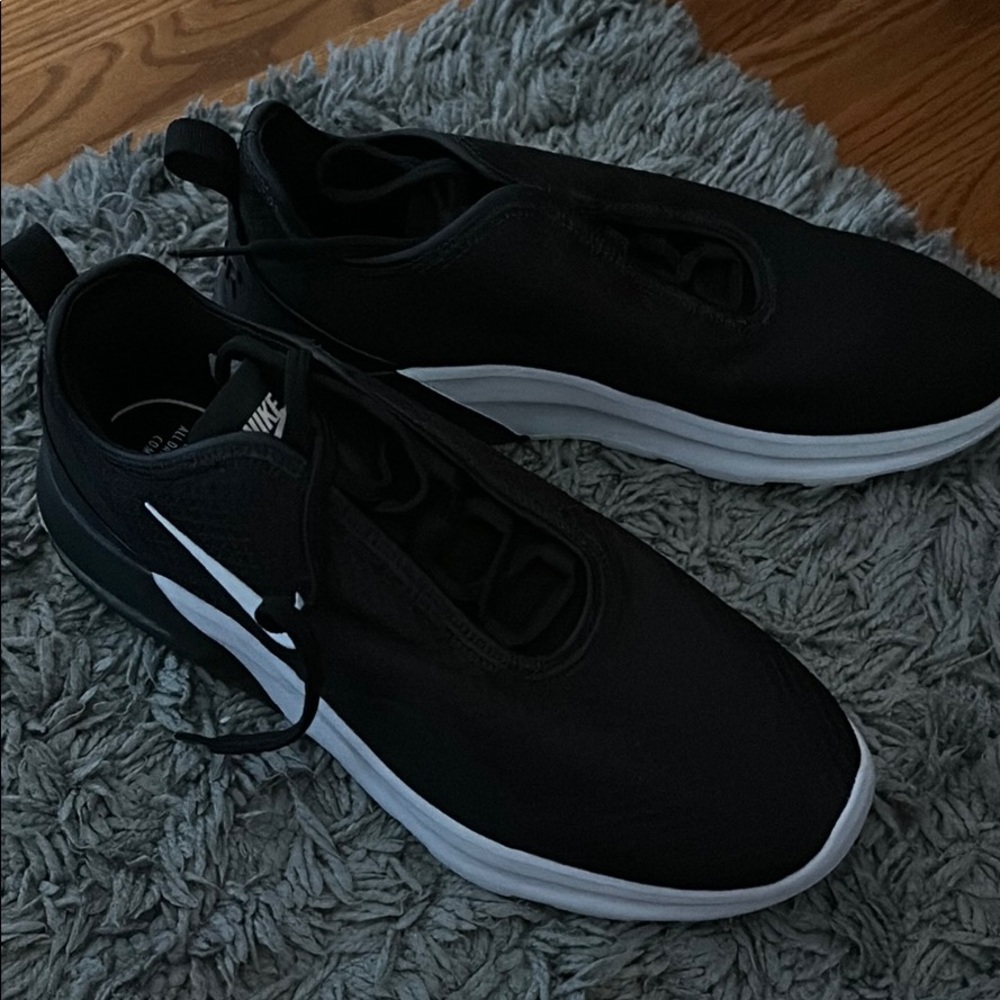 never worn nike air